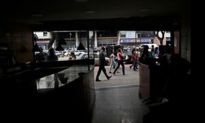 Chính phủ Venezuela cáo buộc phe đối lập phá hoại, gây mất điện 18/23 bang