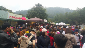 Tranh cãi việc thu phí 'BOT' lên chùa Đồng, Yên Tử