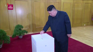Clip: Ông Kim Jong-un đi bỏ phiếu bầu cử Quốc hội