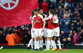 Trực tiếp Arsenal 2-0 MU: Aubameyang sút phạt đền thành công