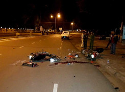 2 thanh niên chạy xe tốc độ 'bàn thờ' tông vào xe tải thiệt mạng