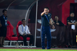 HLV Chu Đình Nghiêm: Hà Nội FC xứng đáng có được 3 điểm