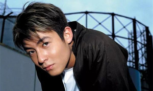 Tài tử sa đọa nhất Trung Quốc sống ra sao khi lộ 1.300 ảnh sex với 14 sao nữ?