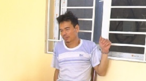 Xông vào trụ sở chém trưởng và phó công an xã rồi về nhà uống rượu