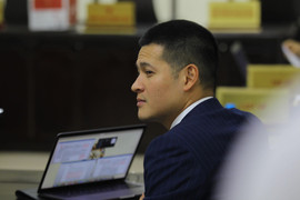 Tranh luận căng thẳng tại phiên toà xử vụ kiện giữa công ty của 'Chúa đảo Tuần Châu' và đạo diễn Việt Tú