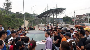 Người dân Thái Nguyên đi ô tô, xe máy diễu hành phản đối trạm BOT Bờ Đậu