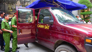 Bắt nguyên nhân viên ngân hàng lừa đảo hàng chục tỷ đồng