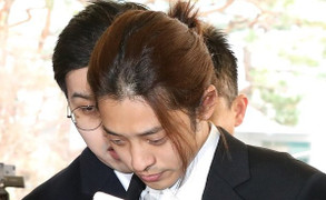 Sốc với loạt tin nhắn của Jung Joon Young: Giáng sinh đầy nhục dục, mua dâm từ Hàn sang Âu