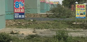 Tháo dỡ lều quán, ki-ốt kinh doanh bất động sản trái phép ở Đà Nẵng