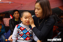 Ồ ạt đưa hàng nghìn trẻ xét nghiệm sán lợn: Người dân Bắc Ninh tốn kém hàng tỷ đồng