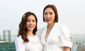 Hoa hậu Thu Hoài trẻ trung đến ủng hộ nghệ sĩ violin Hàn Quốc Jmi Ko