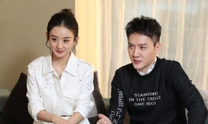 Triệu Lệ Dĩnh dễ xúc động, thường xuyên khóc sau khi sinh con đầu lòng