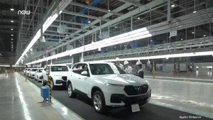 Video: Những chiếc xe VinFast đầu tiên ra nước ngoài kiểm thử