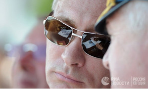 Có gì trong tay mà Tổng thống Putin dám đương đầu với Mỹ?