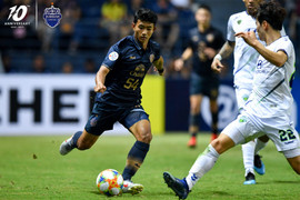 Xem 'thần đồng' mới của bóng đá Thái Lan sắp đối đầu Quang Hải