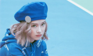 Hoàng Yến Chibi gợi ý biến hóa phong cách thể thao chỉ với một chiếc váy