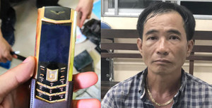 Người đàn ông bị trộm điện thoại Vertu khi đi chùa ở TP.HCM