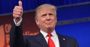 'Sống sót' sau cuộc điều tra đặc biệt, ông Trump đang có ngày tốt đẹp nhất kể từ khi lên nắm quyền