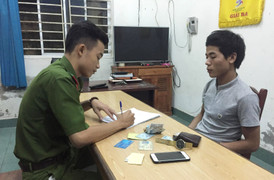 Cướp điện thoại bị bắt, nam thanh niên khai gây án do ngẫu hứng