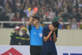 Đồng đội Xuân Trường đấm Đình Trọng, báo hại U23 Thái Lan đến năm sau