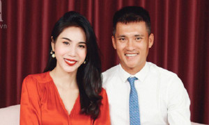 Công Vinh cãi nhau với Thủy Tiên rồi than với con gái: 'Giờ giận mẹ, làm gì được ở nhà'