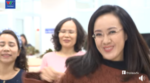 Video: Các BTV Thời sự VTV tập thể dục giải tỏa căng thẳng