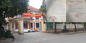 Bị tố làm khó người đi làm giấy khai tử ở Huế: Cán bộ phường phản pháo