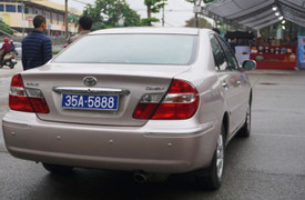 Xe công đeo 2 biển số tại Ninh Bình: Đề nghị thu hồi một biển kiểm soát