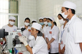 Nhiều cơ hội cho sinh viên tuyển thẳng vào Đại học Y Hà Nội