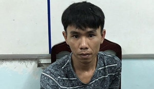 Dùng dao và xăng đe dọa người yêu cũ buộc nối lại tình yêu