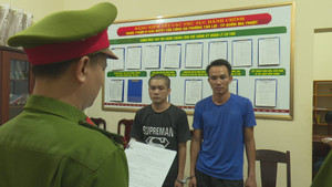 Bắt 2 nghi can nổ súng tại quán nhậu ở Đắk Lắk