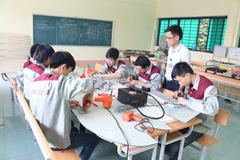 Thí sinh thi tuyển vào trung cấp, cao đẳng nghề có thể đăng ký qua điện thoại