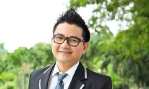 Thi hài nghệ sĩ Anh Vũ đang được đưa từ Mỹ về Việt Nam