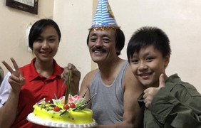 Một mình nuôi mấy con nhỏ, cuộc sống thường ngày của Giang còi diễn ra thế nào?