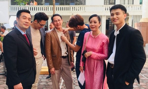 Ê kíp 'Chạy trốn thanh xuân' tiết lộ Huỳnh Anh nhiều lần đi trễ, cả đoàn đợi 2 tiếng?