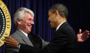 Cựu luật sư của ông Obama bị truy tố, đối mặt án tù 10 năm