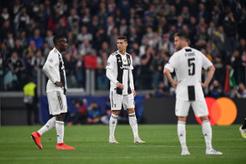 Ronaldo không 'gánh' nổi Juventus, Ajax xuất sắc vào Bán kết Cúp C1
