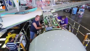 Cận cảnh quy trình lắp ráp một chiếc Boeing 737 chỉ trong 9 ngày