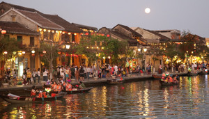 Hội An ra ‘tối hậu thư’ quyết dẹp loạn tiếng ồn, rao vặt trong phố cổ