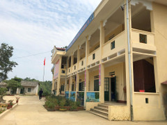 Kiểm điểm lãnh đạo trường để xảy ra việc thầy giáo làm nữ sinh lớp 8 mang bầu