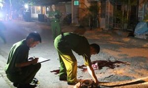 Nghi bị bỏ thuốc vào nước, thanh niên đâm chết bạn rồi đến công an đầu thú
