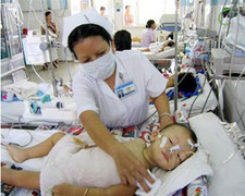 Mùa dịch cận kề, phụ huynh không nên chủ quan phòng ngừa viêm màng não cho trẻ