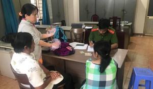 Bé gái 11 tuổi tố bị ông lão 60 tuổi xâm hại tình dục ở TP.HCM