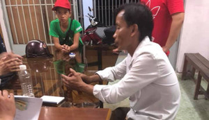 Nguyên nhân hai vợ chồng bị đánh đổ máu tại quán nước bên đường ở Long An