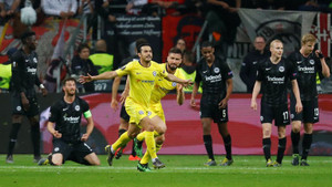 Bán kết Europa League: Chelsea cầm chân Franfurt, Arsenal đại thắng Valencia