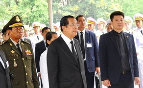 Thủ tướng Campuchia Hun Sen xúc động viết lời tiễn biệt nguyên Chủ tịch nước Lê Đức Anh