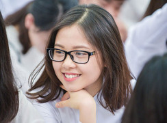 Bộ GD&ĐT đề nghị các địa phương không thu phí thí sinh dự thi THPT quốc gia