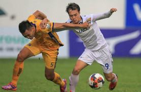 HAGL vs Nam Định: ‘Người không phổi’ Văn Thanh trở lại?