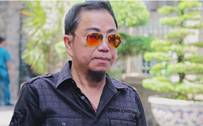 Công an khởi tố, bắt tạm giam nghệ sĩ Hồng Tơ cùng đồng bọn