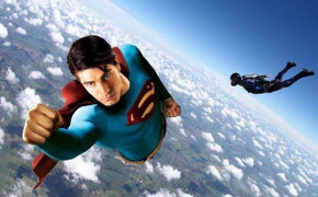 Tại sao con người không thể bay lượn được như chim?